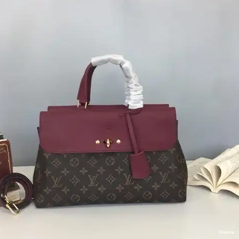 LV 19B570309 Bags 0509
